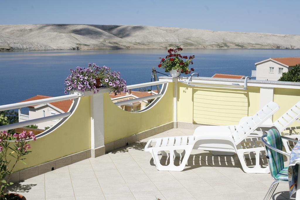 Apartments Roza Miškovići Εξωτερικό φωτογραφία