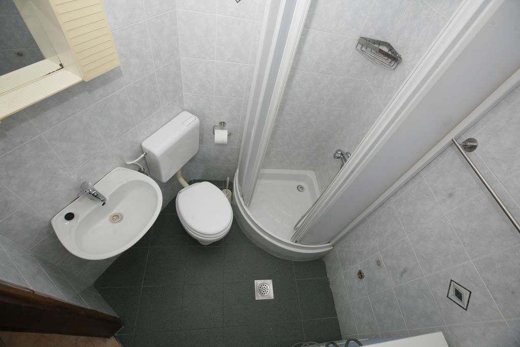 Apartments Roza Miškovići Εξωτερικό φωτογραφία