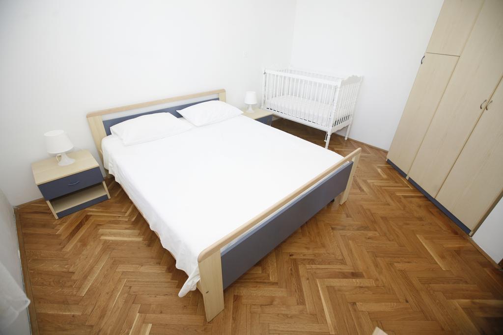 Apartments Roza Miškovići Εξωτερικό φωτογραφία